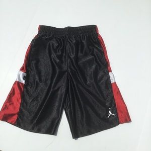 Jordan boys athletic shorts black and red Sz M
